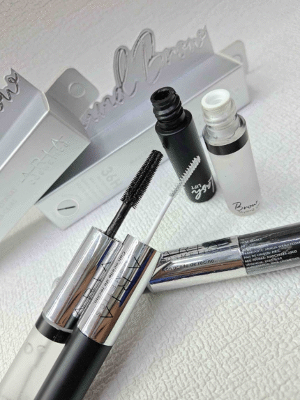 Aria Cosmétics Rimel y Gel de cejas