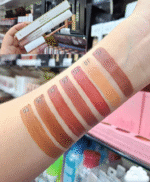 Velvet liquid Liptick